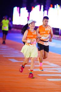BIB: 211, 22868
                            <button type="button" onclick="openModal(23065831)" class="btn btn-primary btn-sm float-right btn-popup" data-toggle="modal" data-target=".modal-high-quality">
                        <i class="fas fa-shopping-cart"></i> Add to Cart
                    </button>
                                            <button type="button" onclick="isThisMe(23065831, true)" class="btn btn-success btn-sm float-right btn-popup btn-isme hidden" data-toggle="tooltip" data-placement="bottom" title="นี่คือรูปของคุณใช่ไหม คลิกที่นี่เพื่อเอาเข้าอัลบั้ม">
                        <i class="fas fa-plus"></i> Add to album
                    </button>
                    <button type="button" onclick="isThisMe(23065831, false)" class="btn btn-warning btn-sm float-right btn-popup btn-isnotme hidden">
                        <i class="fas fa-ban"></i> Remove from album
                    </button>